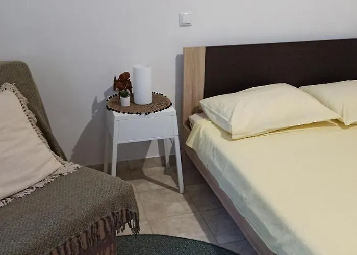 Studio Apartment Nika Free Parking